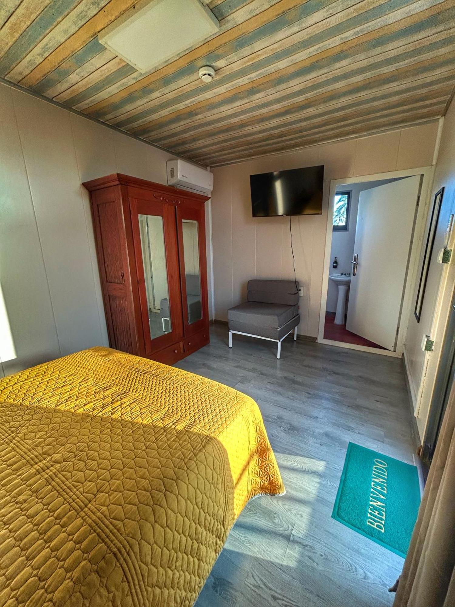 Yellow House 6 Minutos De Playa بارا دي نافيداد المظهر الخارجي الصورة